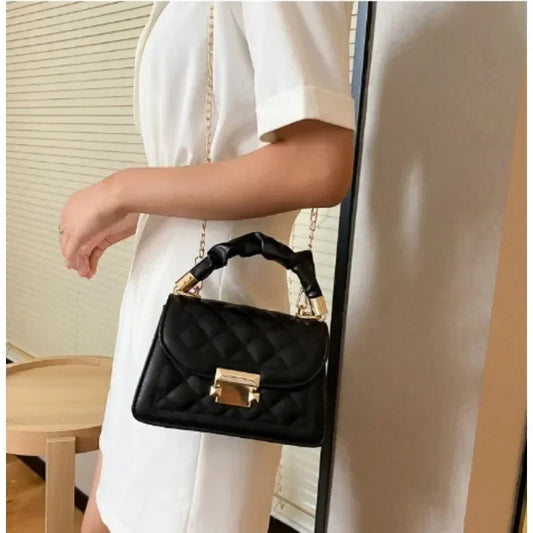 Quilted Chain Crossbody Bag - Women's Mini Shoulder Purse for Daily Styling Handbags The