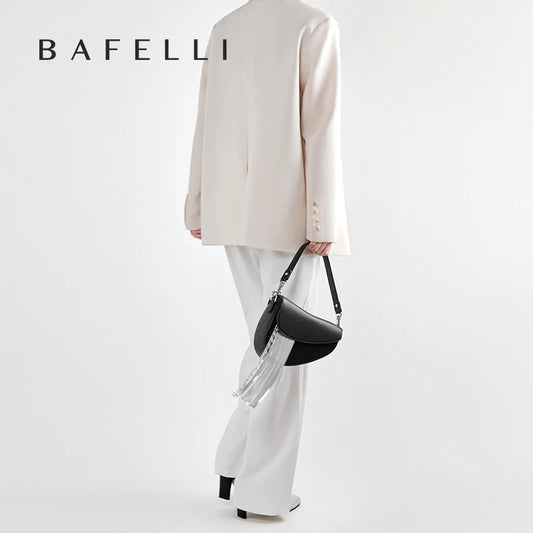 Tassel Saddle Bag - Women's Leather Crossbody Handbag for Chic Everyday Wear Handbags The