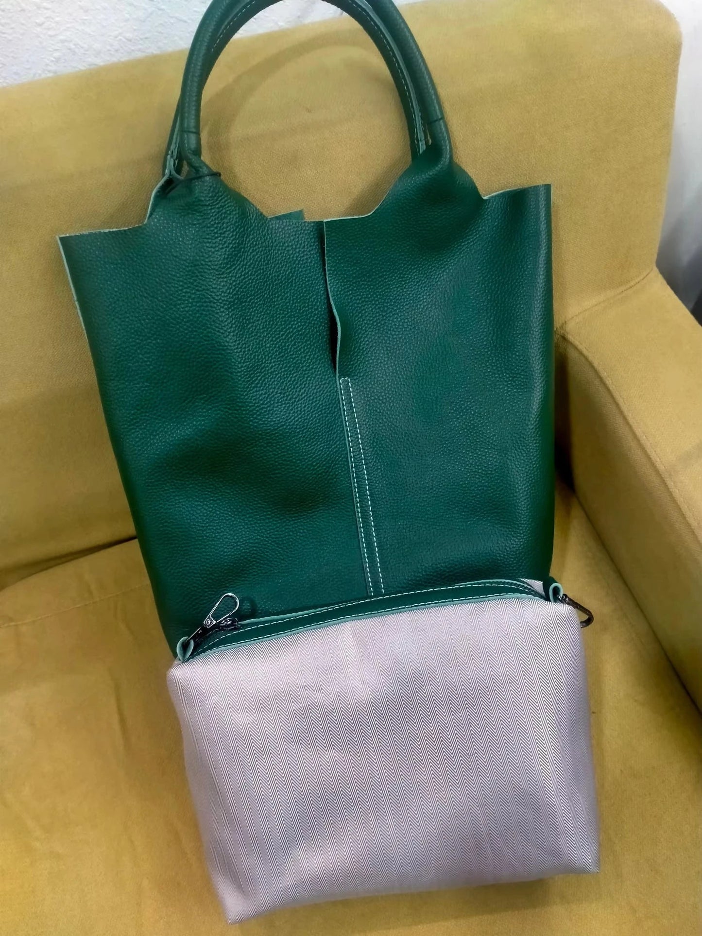 Genuine Leather Bucket Tote - Women's Commuter Shoulder Bag for Work & Weekends Handbags The