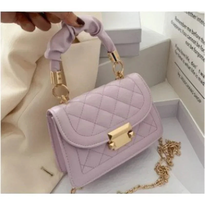Quilted Chain Crossbody Bag - Women's Mini Shoulder Purse for Daily Styling Handbags The