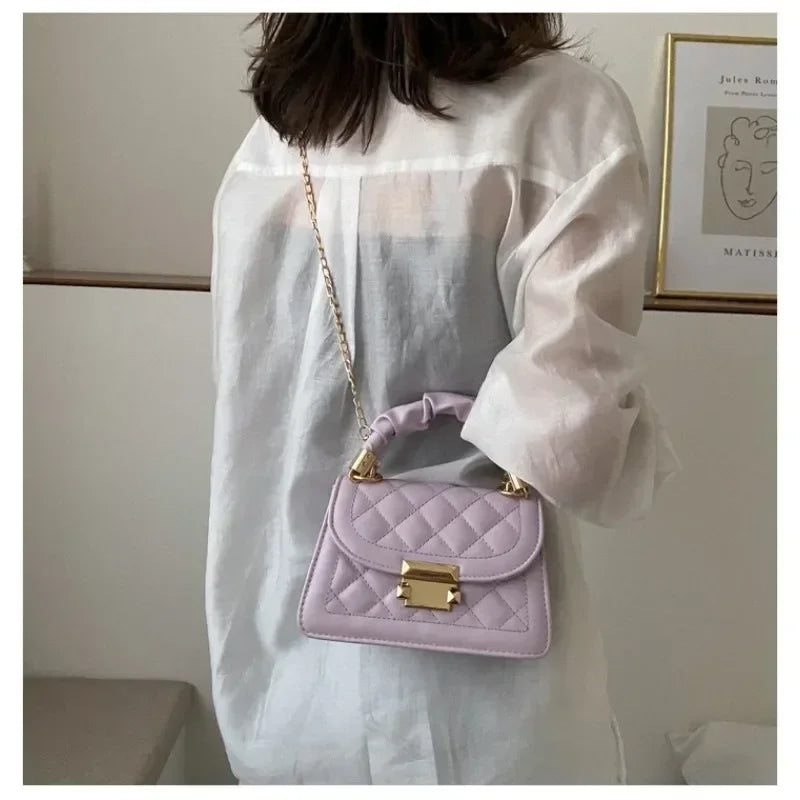 Quilted Chain Crossbody Bag - Women's Mini Shoulder Purse for Daily Styling Handbags The